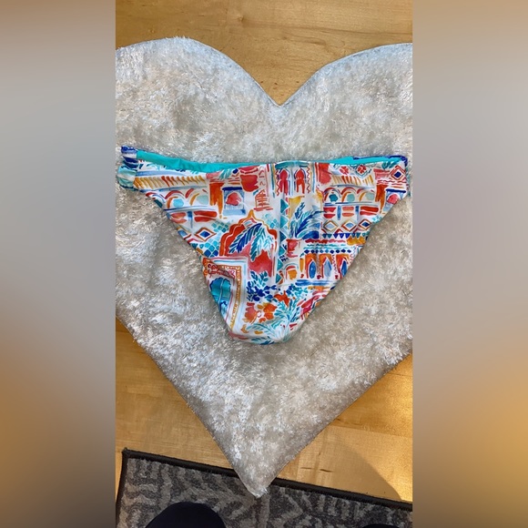 La Blanca: Terra Italia Side Shirred Hipster Bottom - Picture 12 of 14